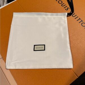 Gucci dust bag